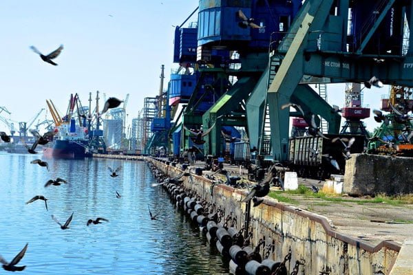 Ячмень в портах Украины
