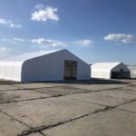 Каркасно-тентовий ангар (навіс), збірно-розбірна споруда для літака.